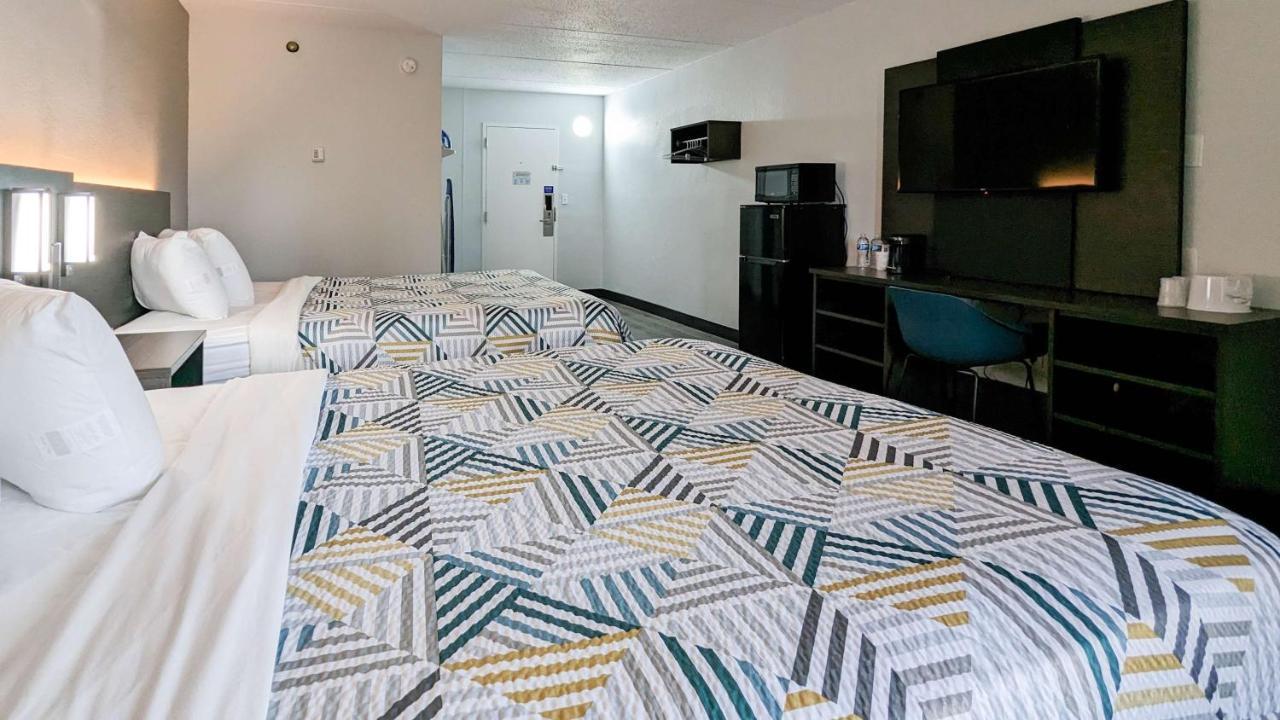 Hotel 6-danvers, Ma - Boston North